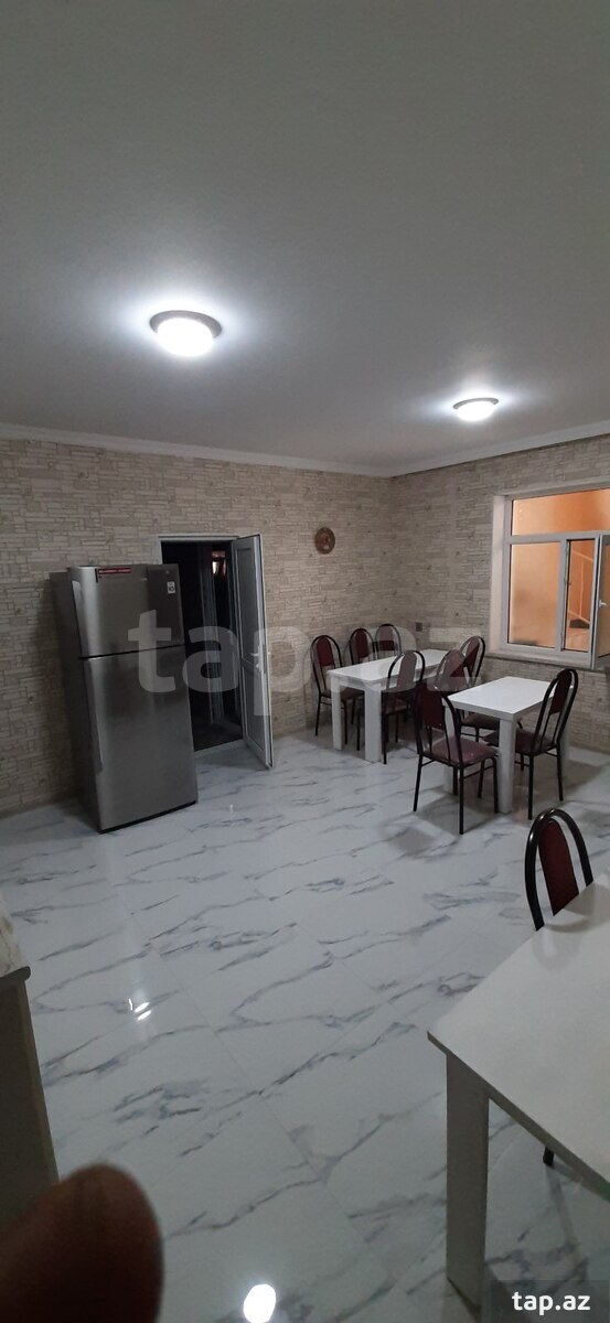 4-otaqlı yeni tikili kirayə verilir, Gəncə ş., 155 m²