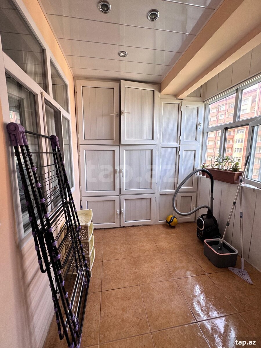 4-otaqlı mənzil, Əhmədli m., 105 m²