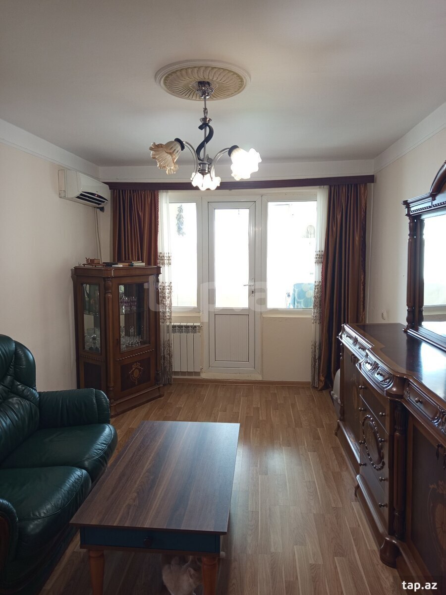 2-otaqlı mənzil, Neftçilər m., 42 m²