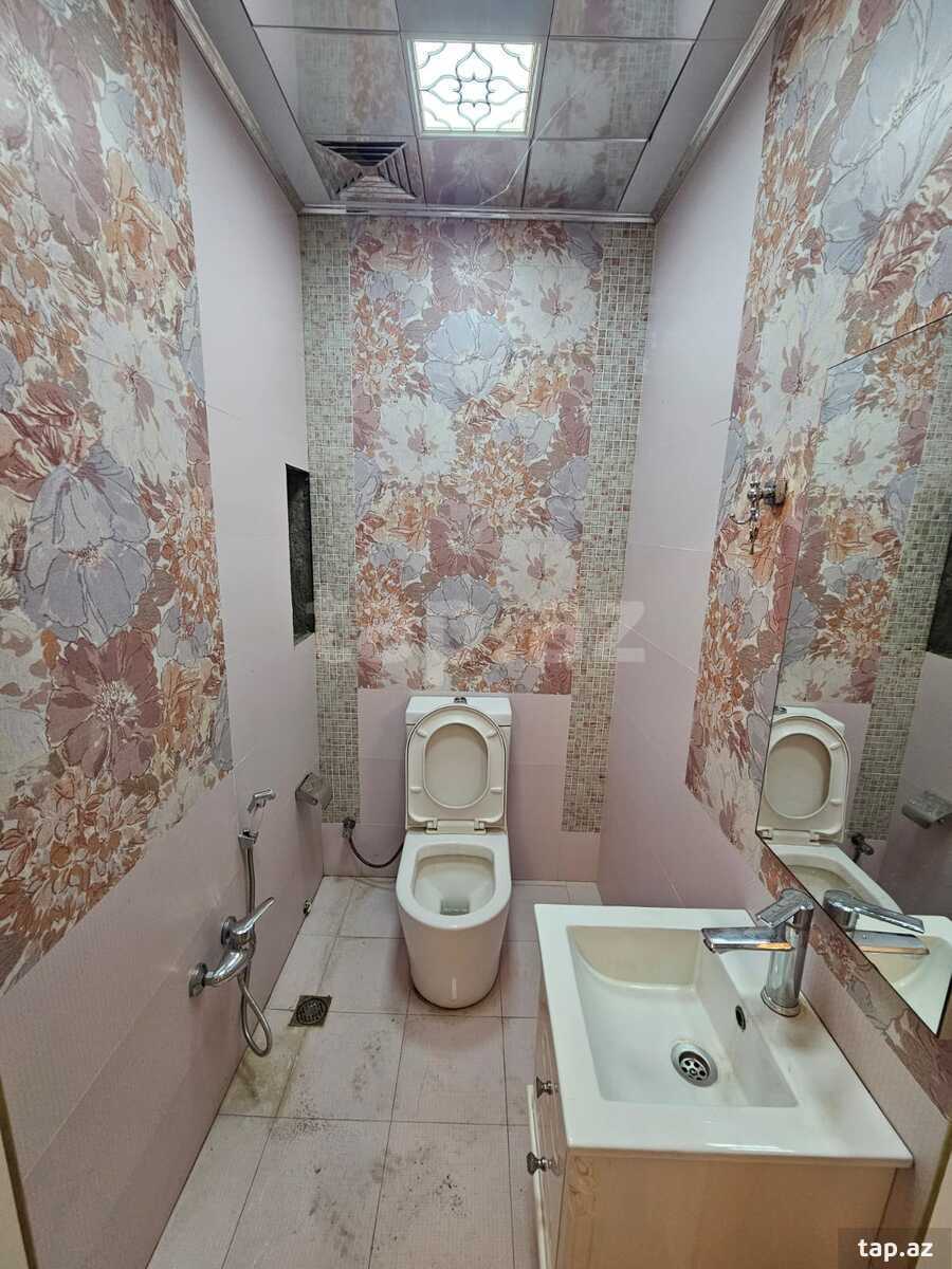 3-otaqlı yeni tikili, Fuad İbrahimbəyov küç., 129 m²