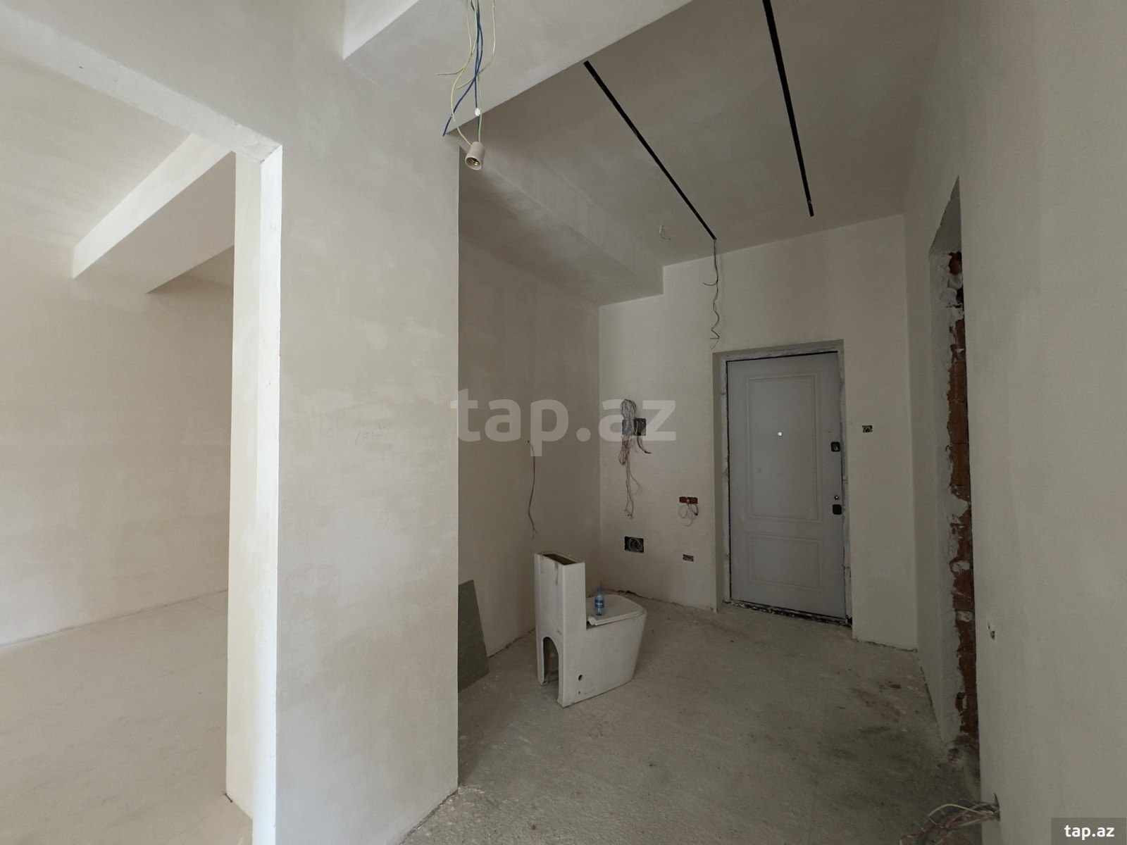 3-otaqlı yeni tikili, Balaəmi Dadaşov küç., 142 m²