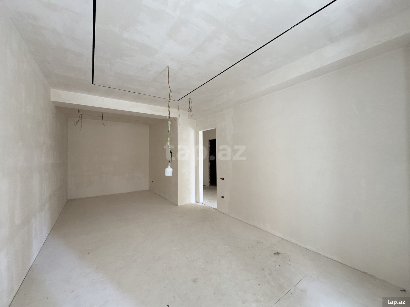 3-otaqlı yeni tikili, Balaəmi Dadaşov küç., 142 m²