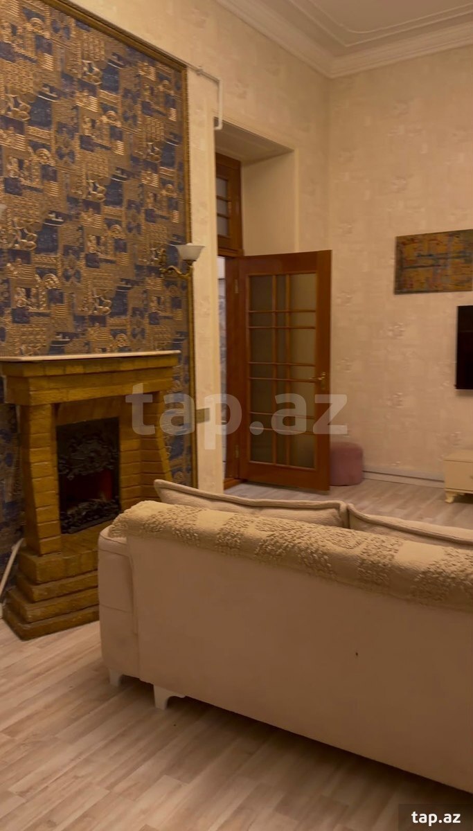 2-otaqlı mənzil kirayə verilir, 28 May m., 80 m²