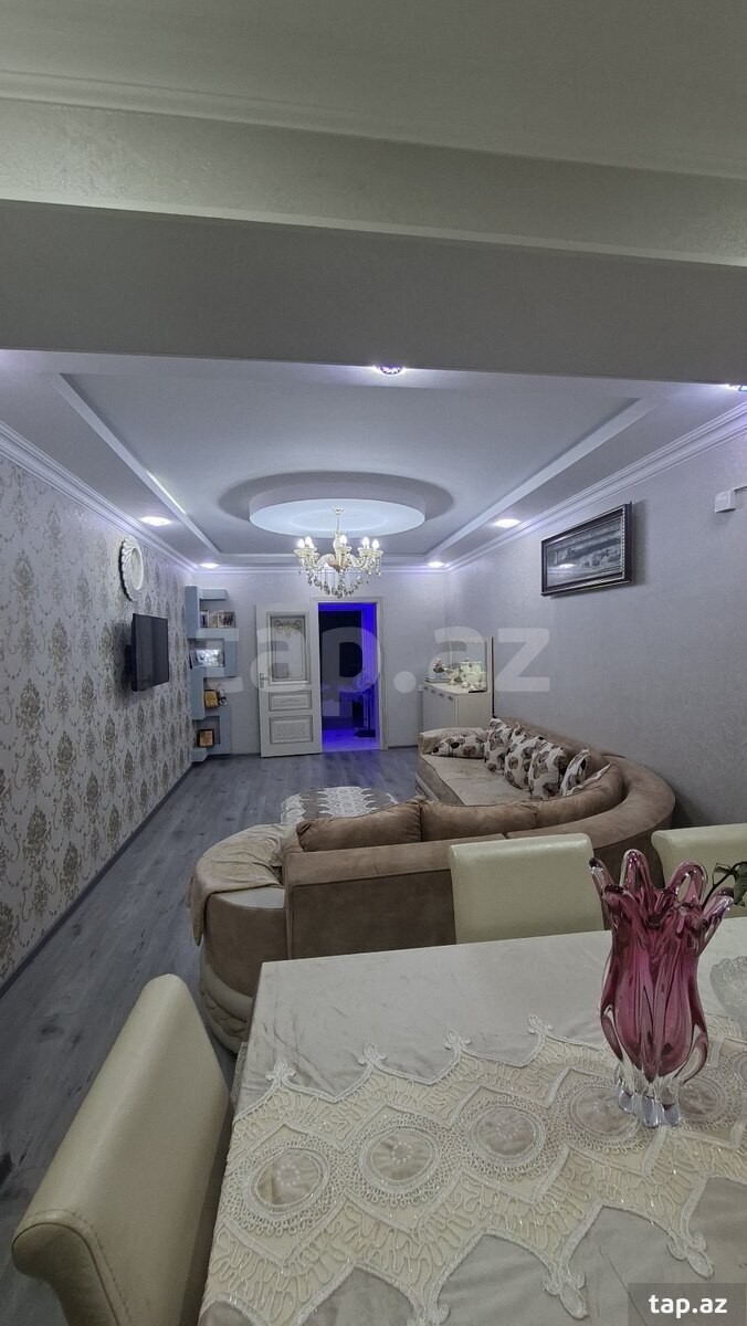 3-otaqlı mənzil, İlham İsgəndərov küç., 73 m²