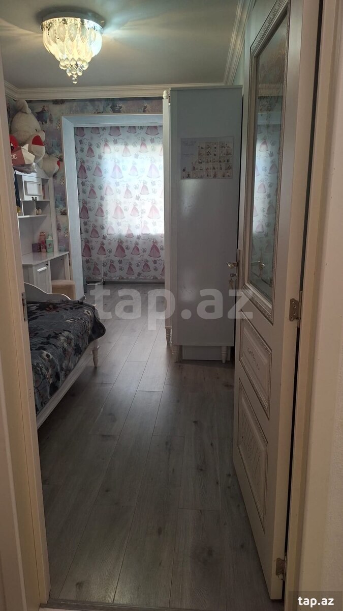 3-otaqlı mənzil, İlham İsgəndərov küç., 73 m²