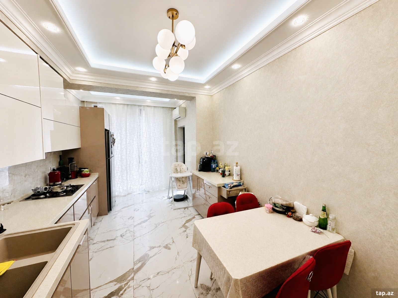 2-otaqlı yeni tikili, 28 May m., 115 m²