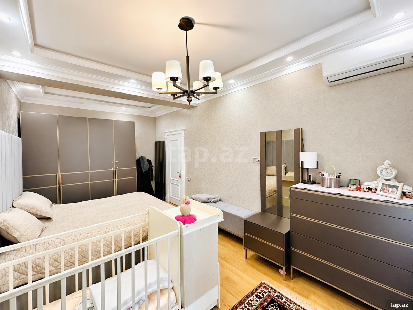 2-otaqlı yeni tikili, 28 May m., 115 m²