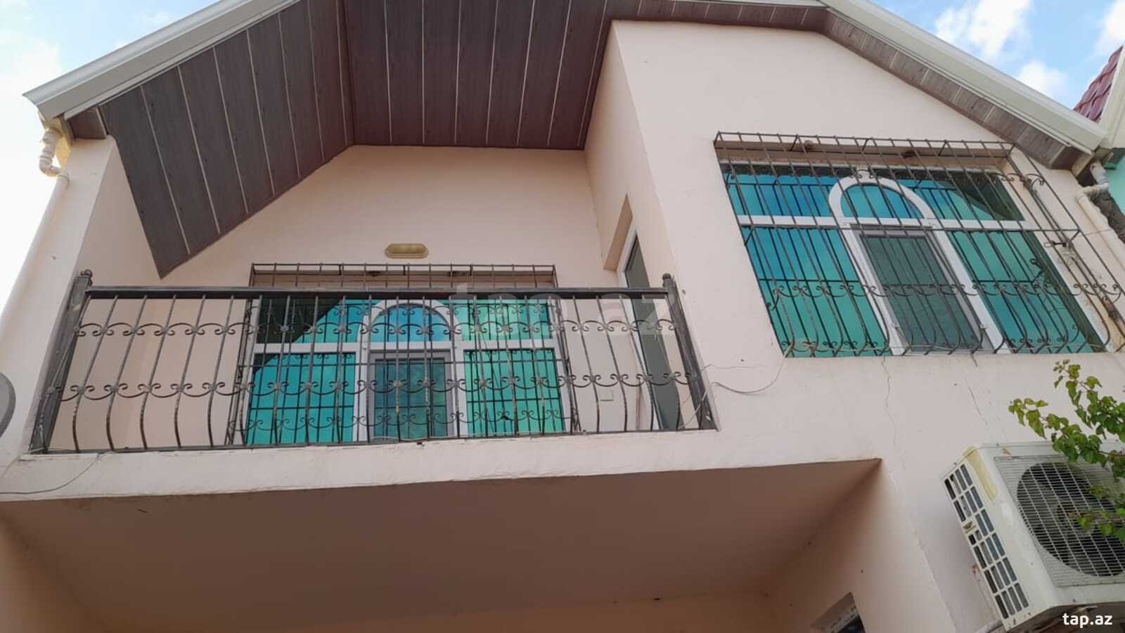 Həyət evi, Naximov küç.
