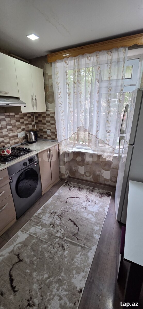1-otaqlı mənzil kirayə verilir, E.Akademiyası m., 35 m²