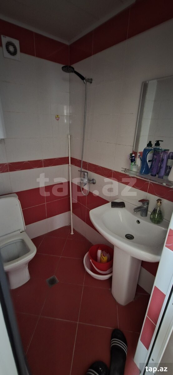 1-otaqlı mənzil kirayə verilir, E.Akademiyası m., 35 m²