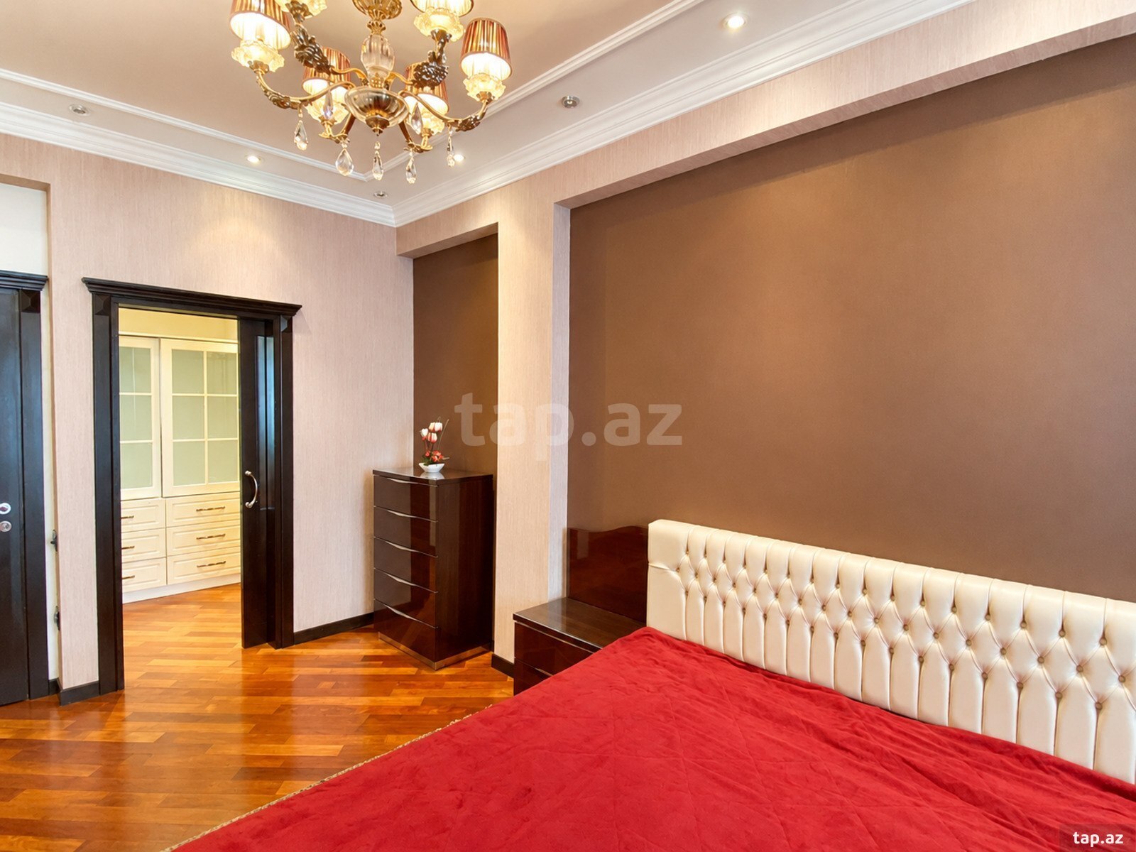 3-otaqlı yeni tikili, 20 Yanvar m., 140 m²