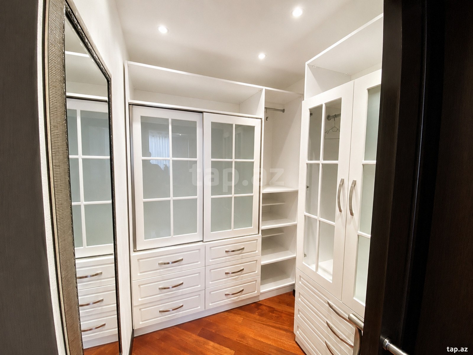 3-otaqlı yeni tikili, 20 Yanvar m., 140 m²