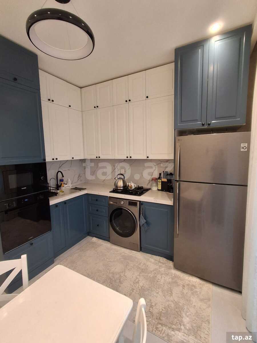 3-otaqlı yeni tikili, Nəsrəddin Tusi küç., 98 m²