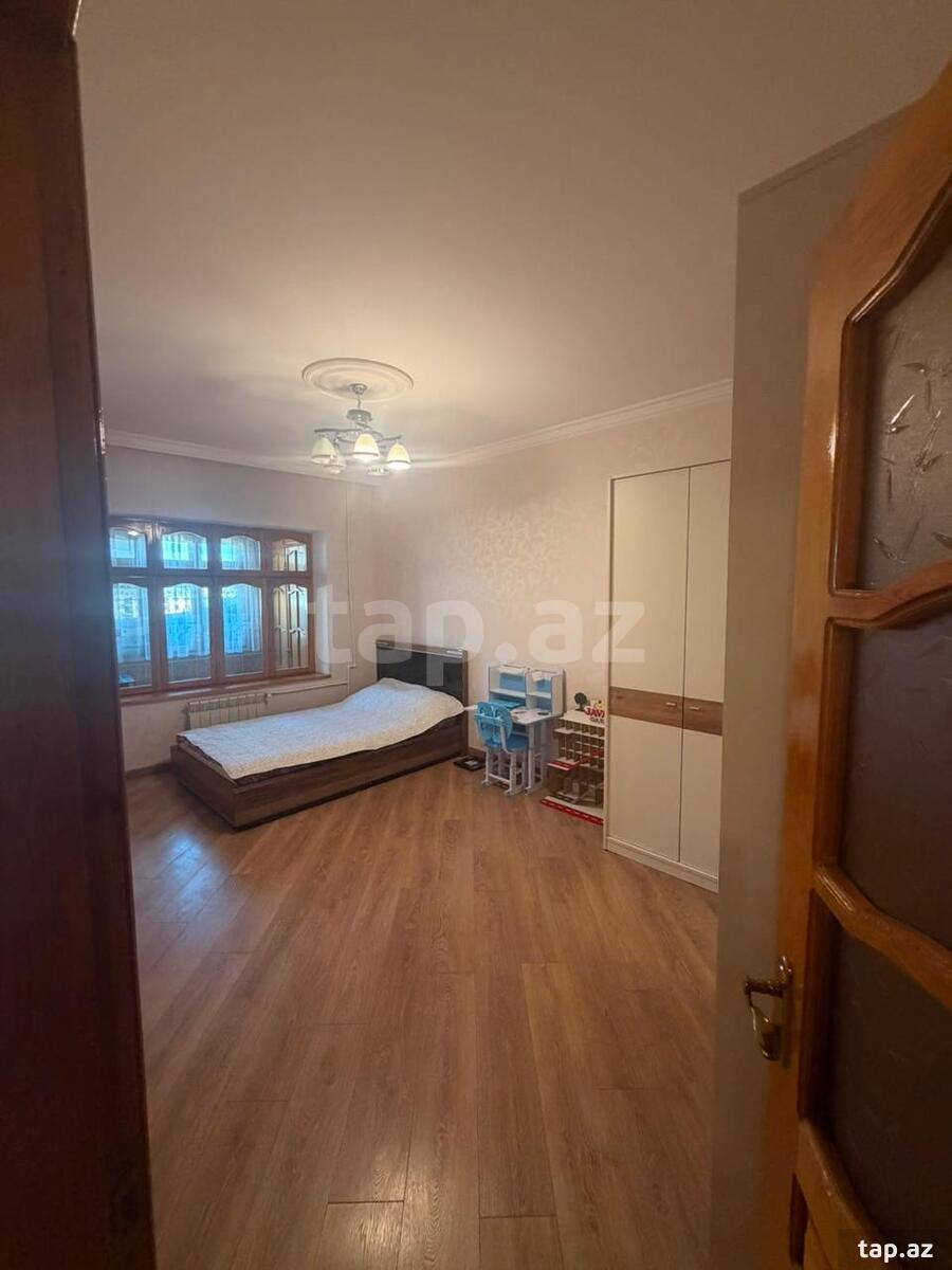 3-otaqlı mənzil, Bakıxanov qəs., 80 m²