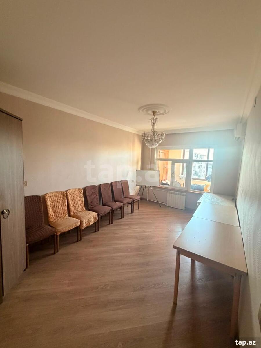 3-otaqlı mənzil, Bakıxanov qəs., 80 m²