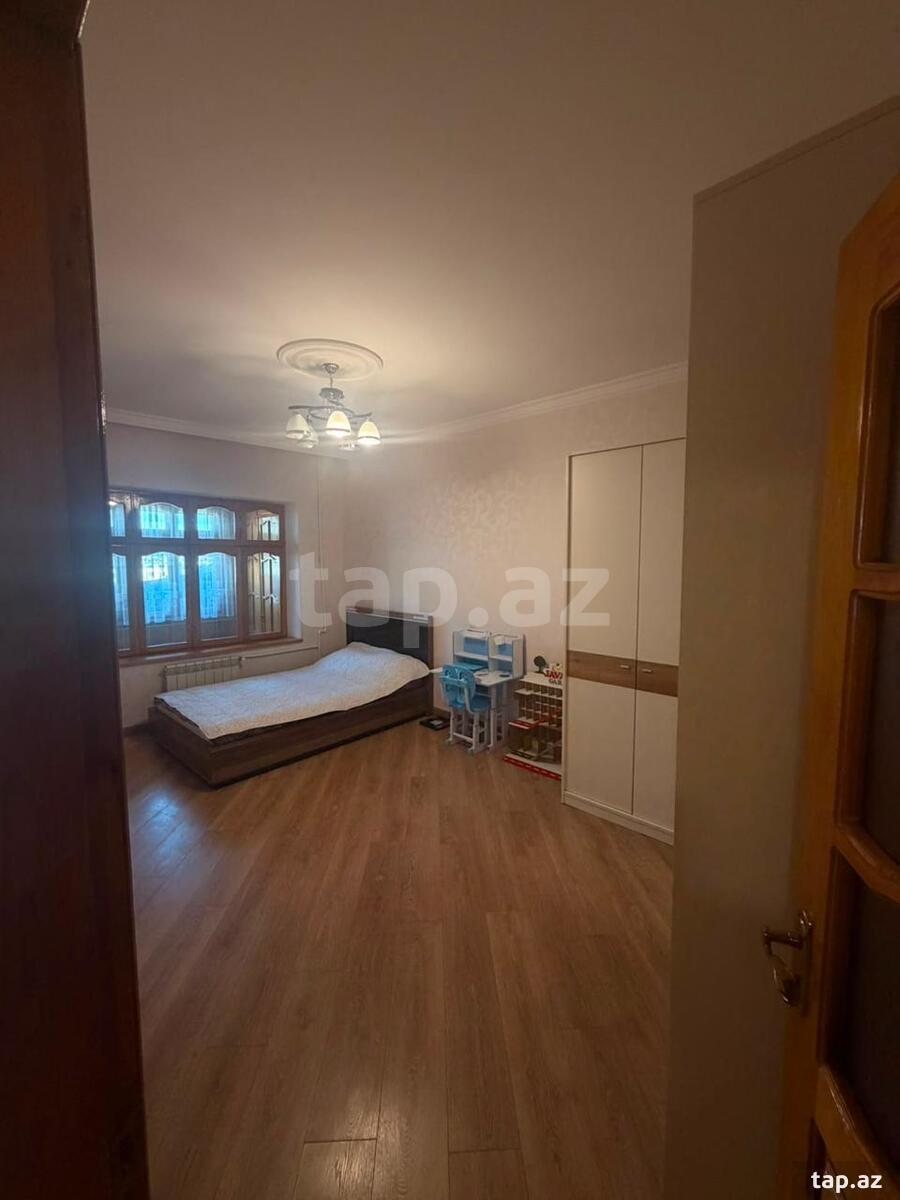 3-otaqlı mənzil, Bakıxanov qəs., 80 m²