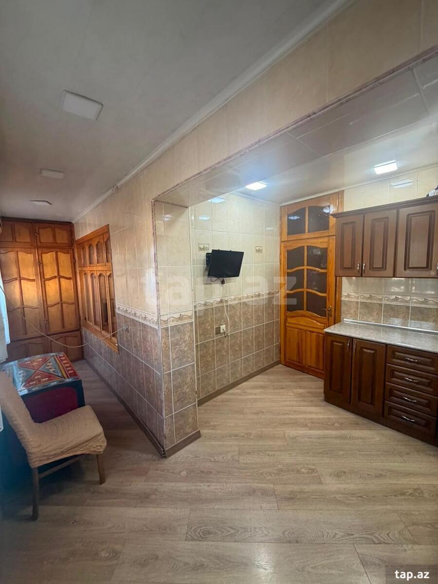3-otaqlı mənzil, Bakıxanov qəs., 80 m²