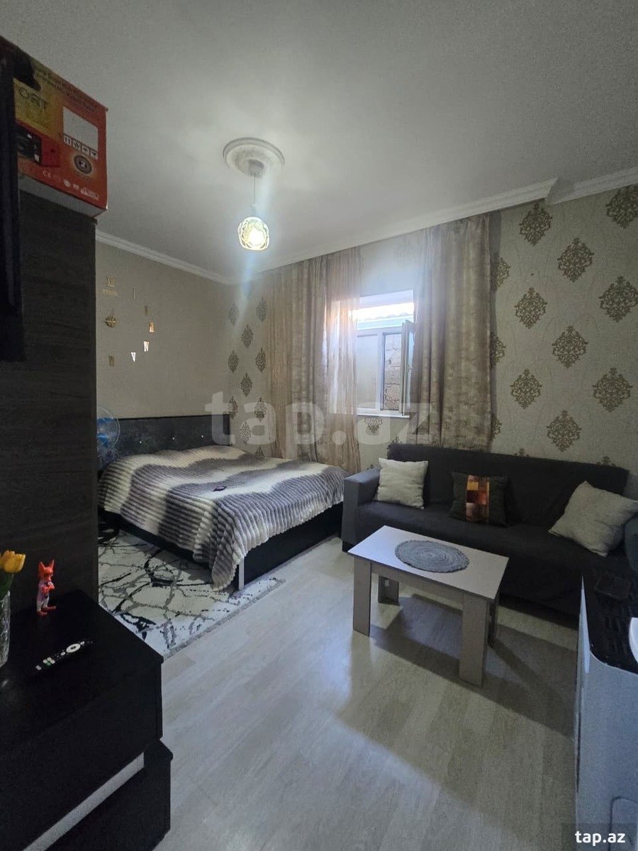 Həyət evi, Binə qəs.