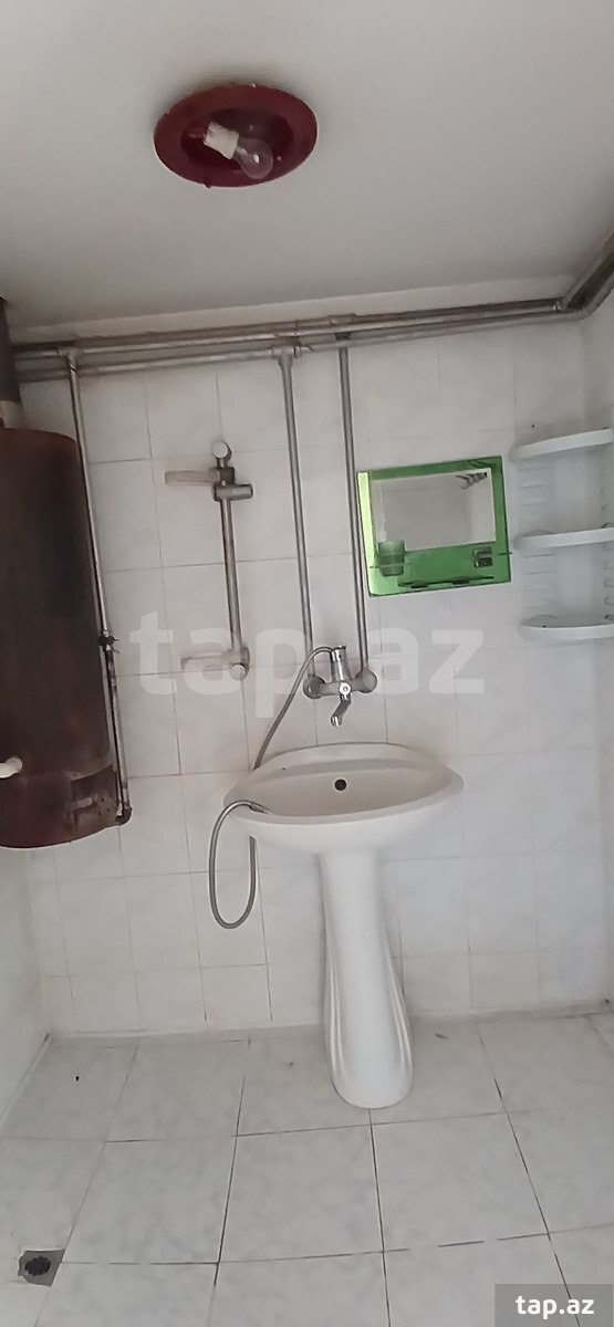 3-otaqlı mənzil kirayə verilir, Gəncə ş., 60 m²