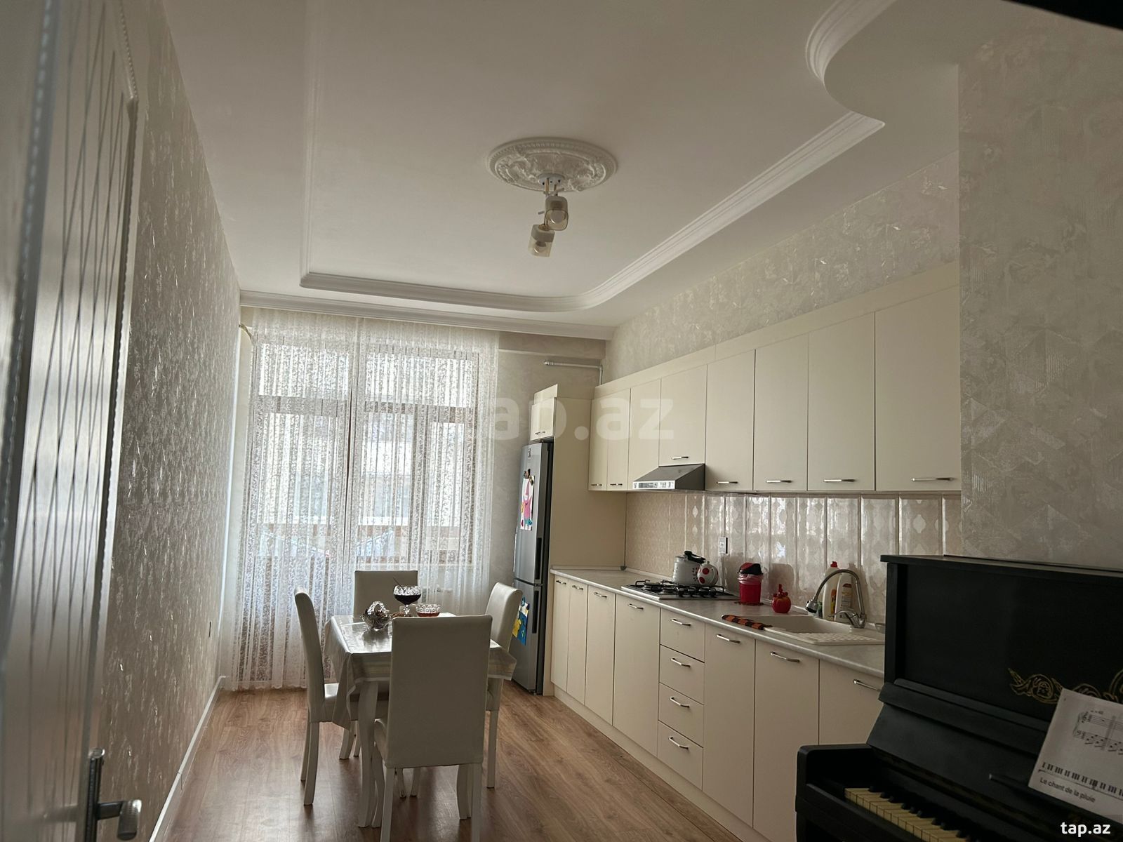 2-otaqlı yeni tikili, Nəsrəddin Tusi küç., 88.4 m²