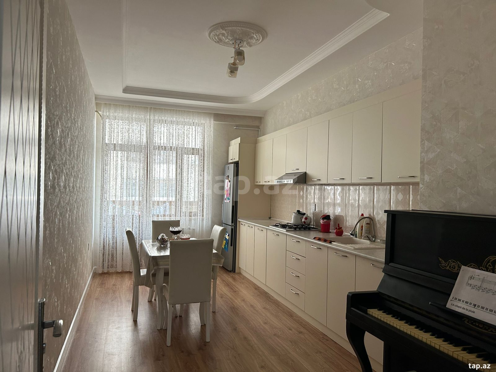 2-otaqlı yeni tikili, Nəsrəddin Tusi küç., 88.4 m²