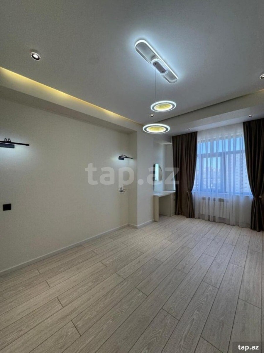 3-otaqlı yeni tikili, Rüstəm Rüstəmov küç., 82 m²