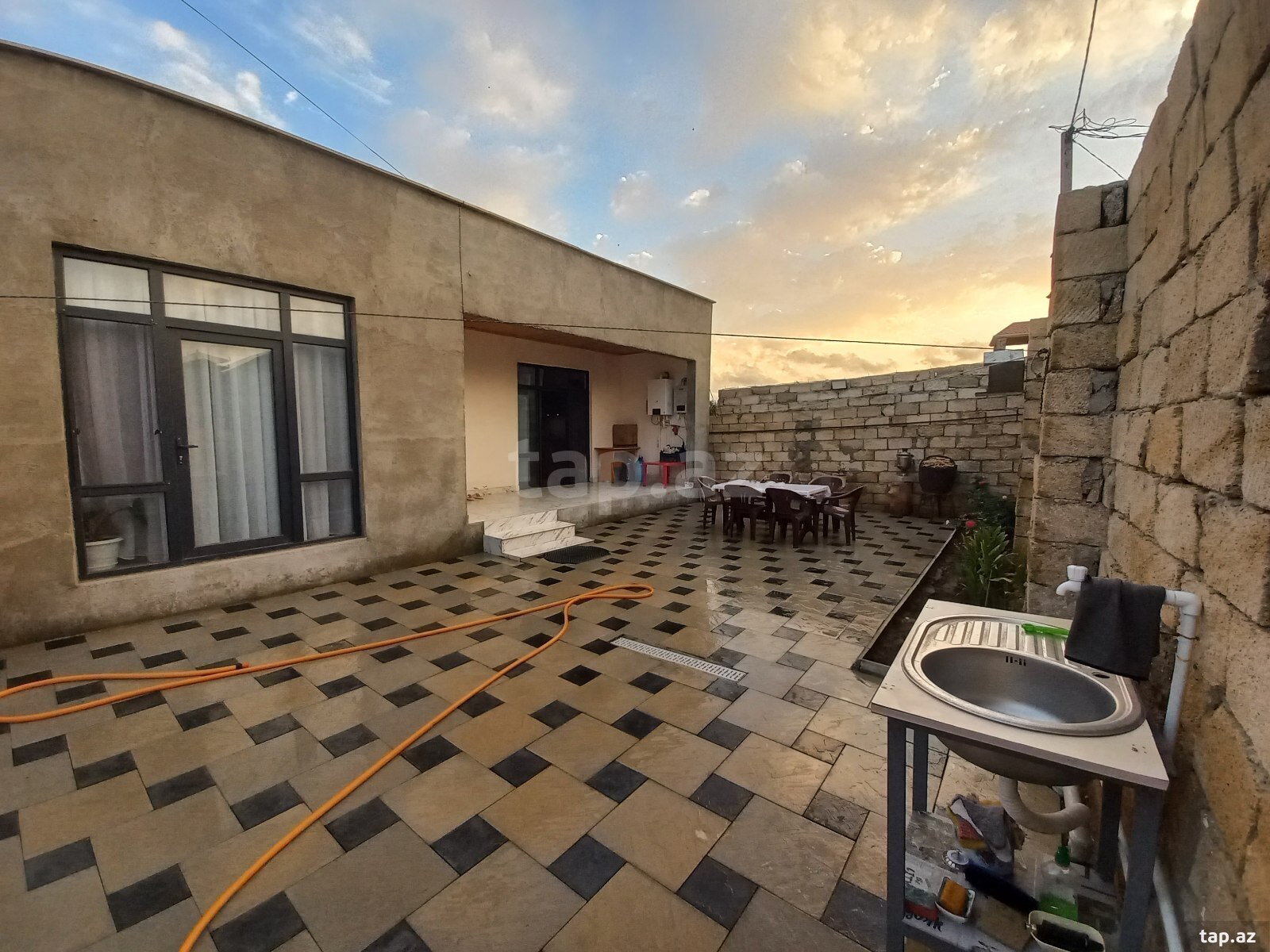 3 otaqlı həyət evi satılır, Maştağa, Bakı