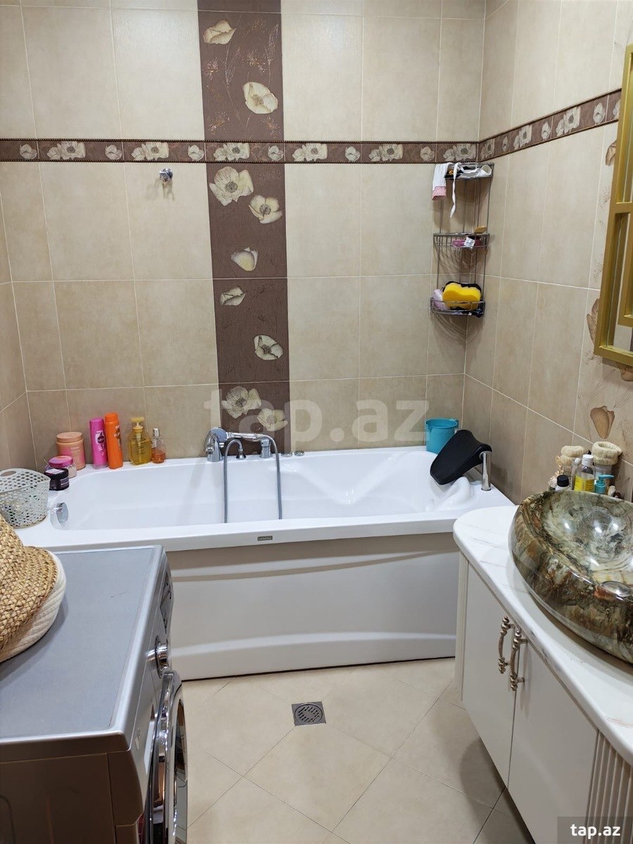 3-otaqlı yeni tikili, Nərimanov r., 109 m²
