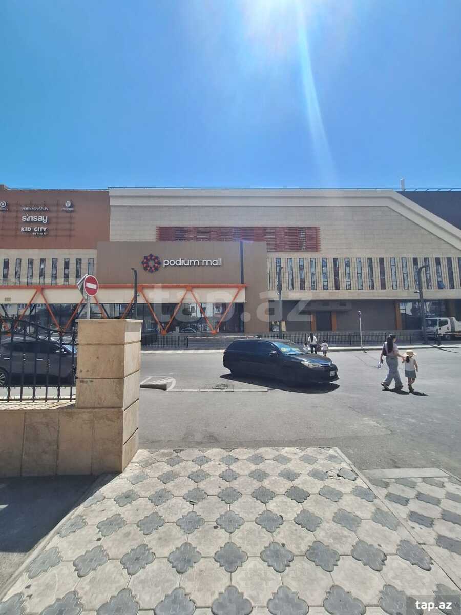 2-otaqlı yeni tikili, C. Naxçıvanski küç., 86 m²
