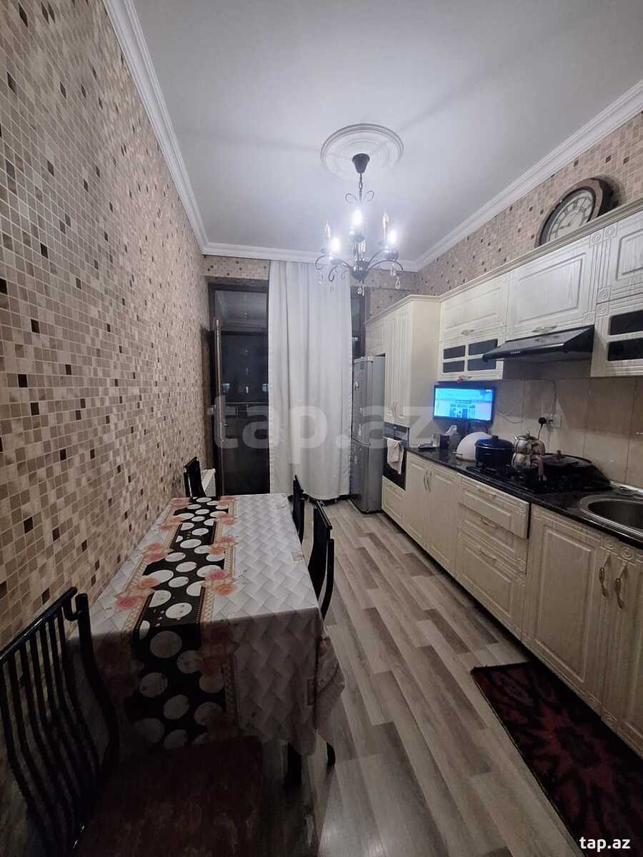 2-otaqlı yeni tikili, C. Naxçıvanski küç., 86 m²