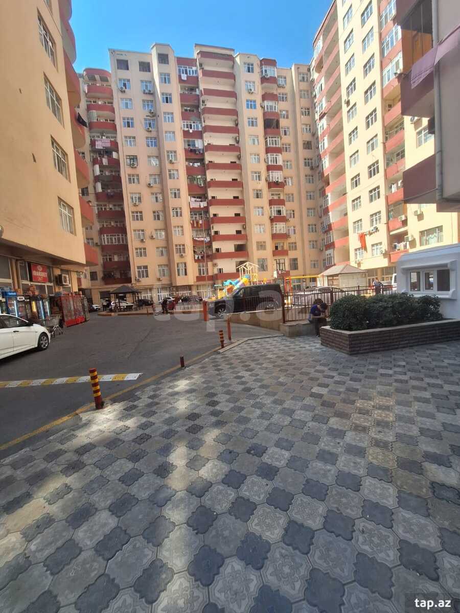 2-otaqlı yeni tikili, C. Naxçıvanski küç., 86 m²
