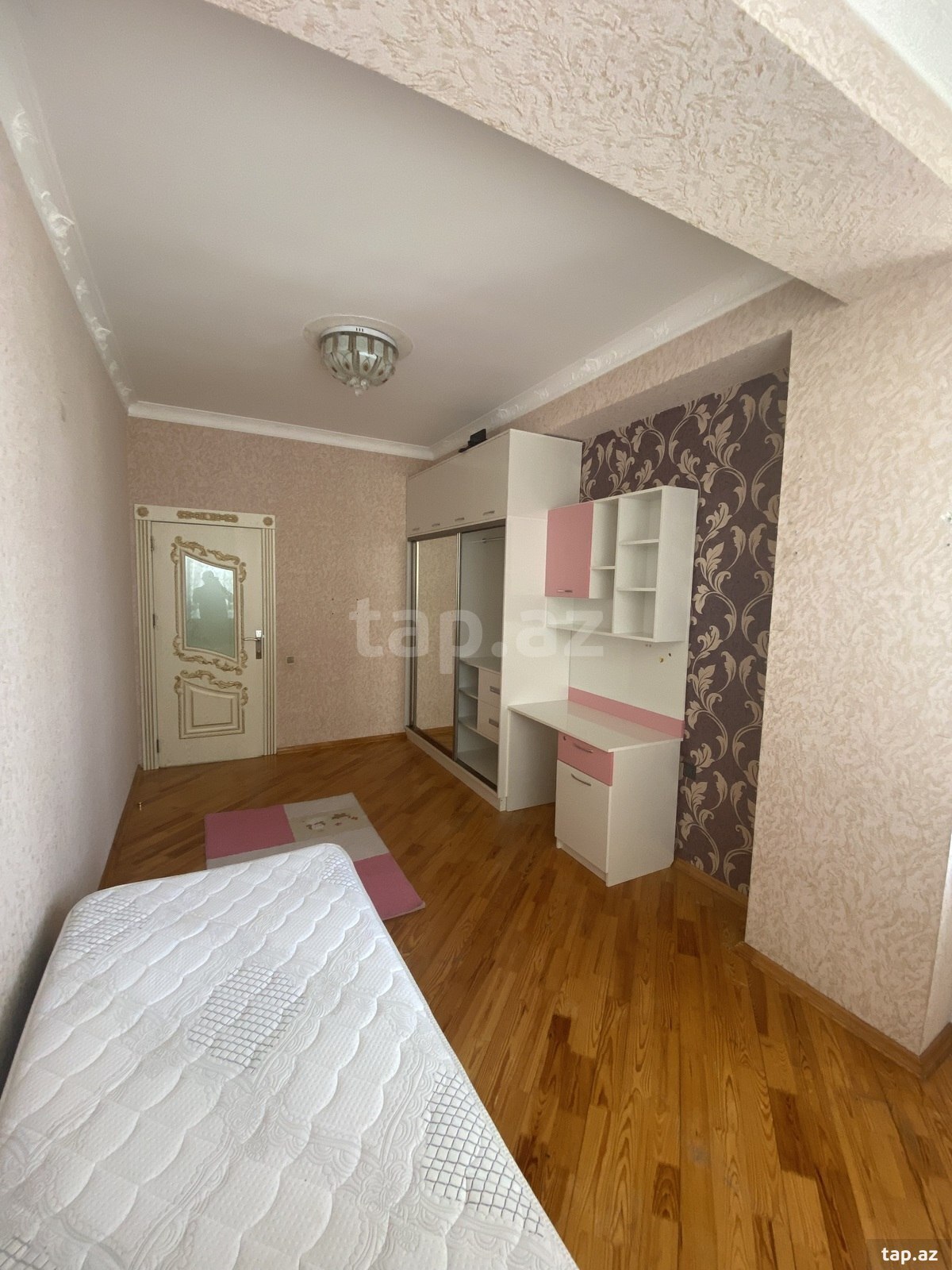 4-otaqlı yeni tikili kirayə verilir, Xırdalan ş., 140 m²