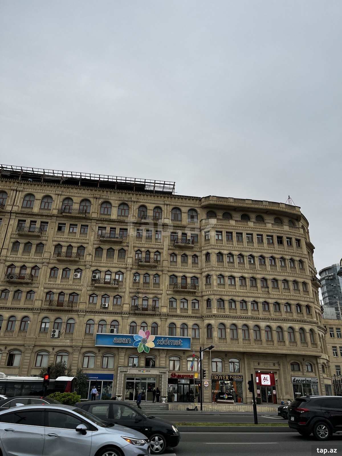 Ofis icarəyə verilir, 8 Noyabr pr.