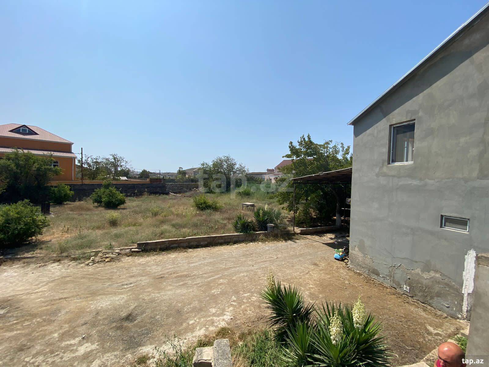 Torpaq satılır, Buzovna, Bakı