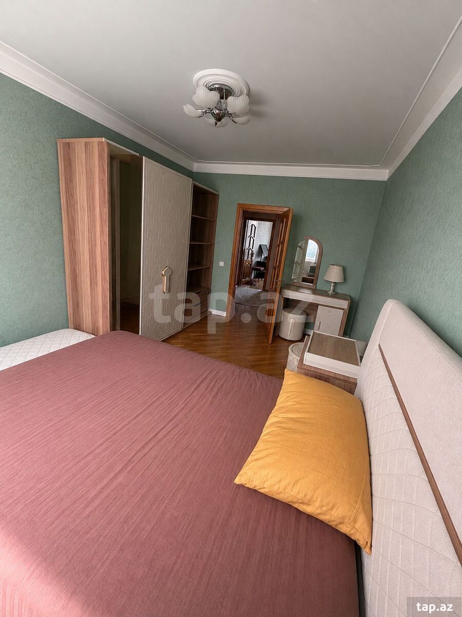 3-otaqlı mənzil, Zaur Şərifov küç 85, 80 m²