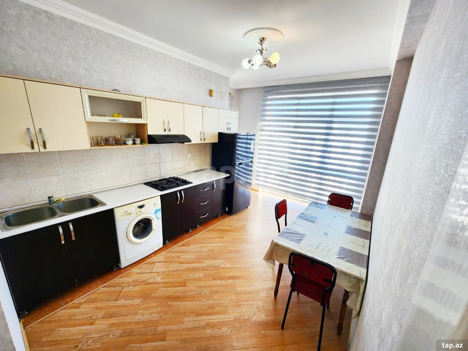 3-otaqlı yeni tikili kirayə verilir, N.Nərimanov m., 130 m²