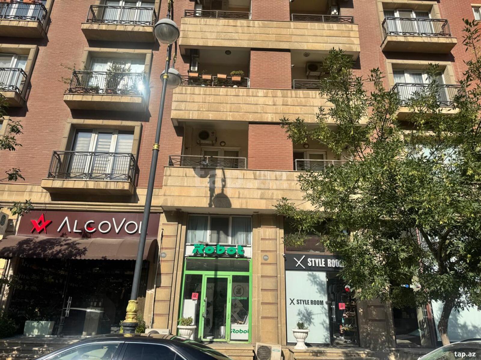 Obyekt icarəyə verilir, R. Behbudov küç.