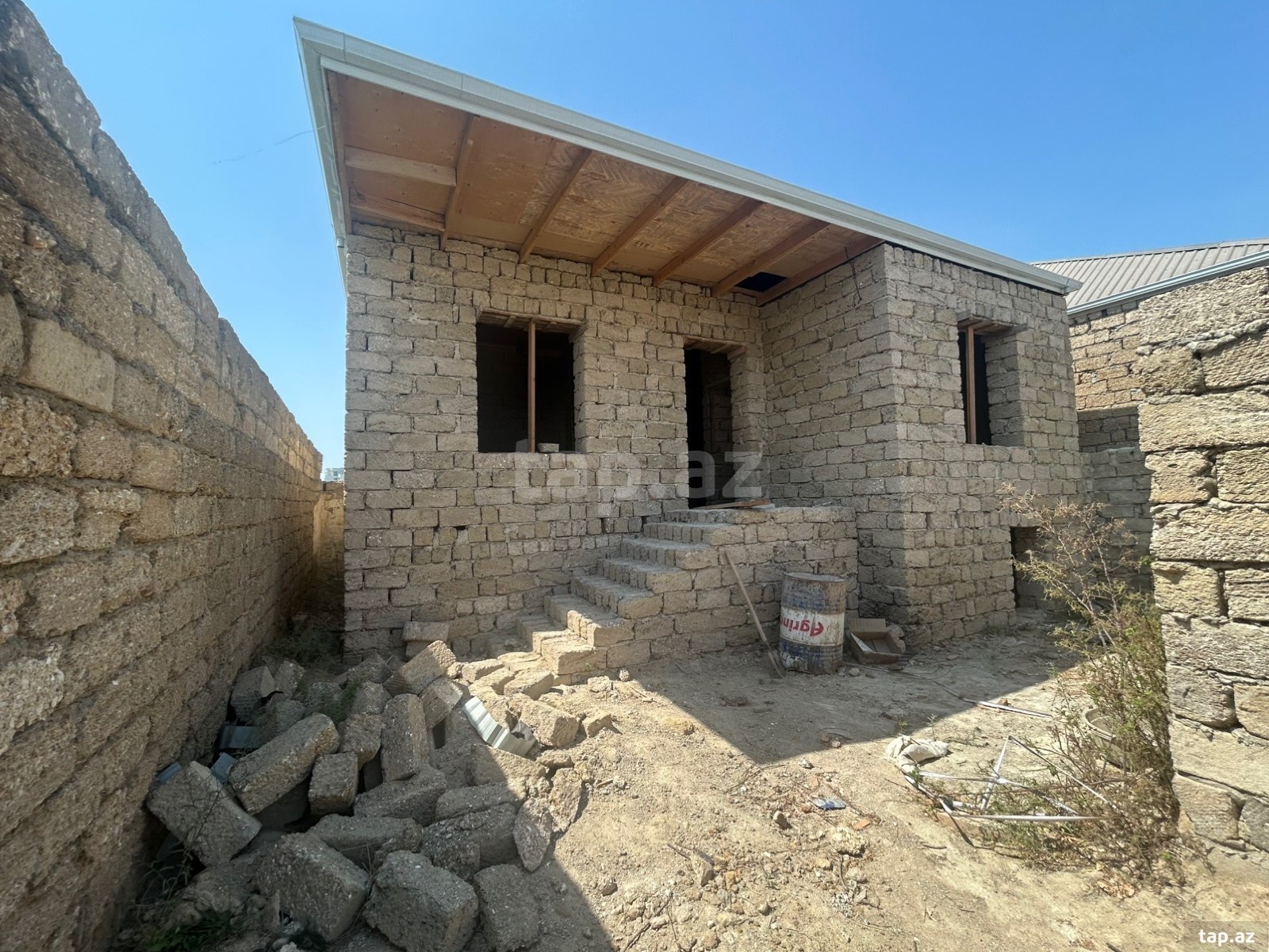 3-комн. частный дом на продажу, Бина, Баку