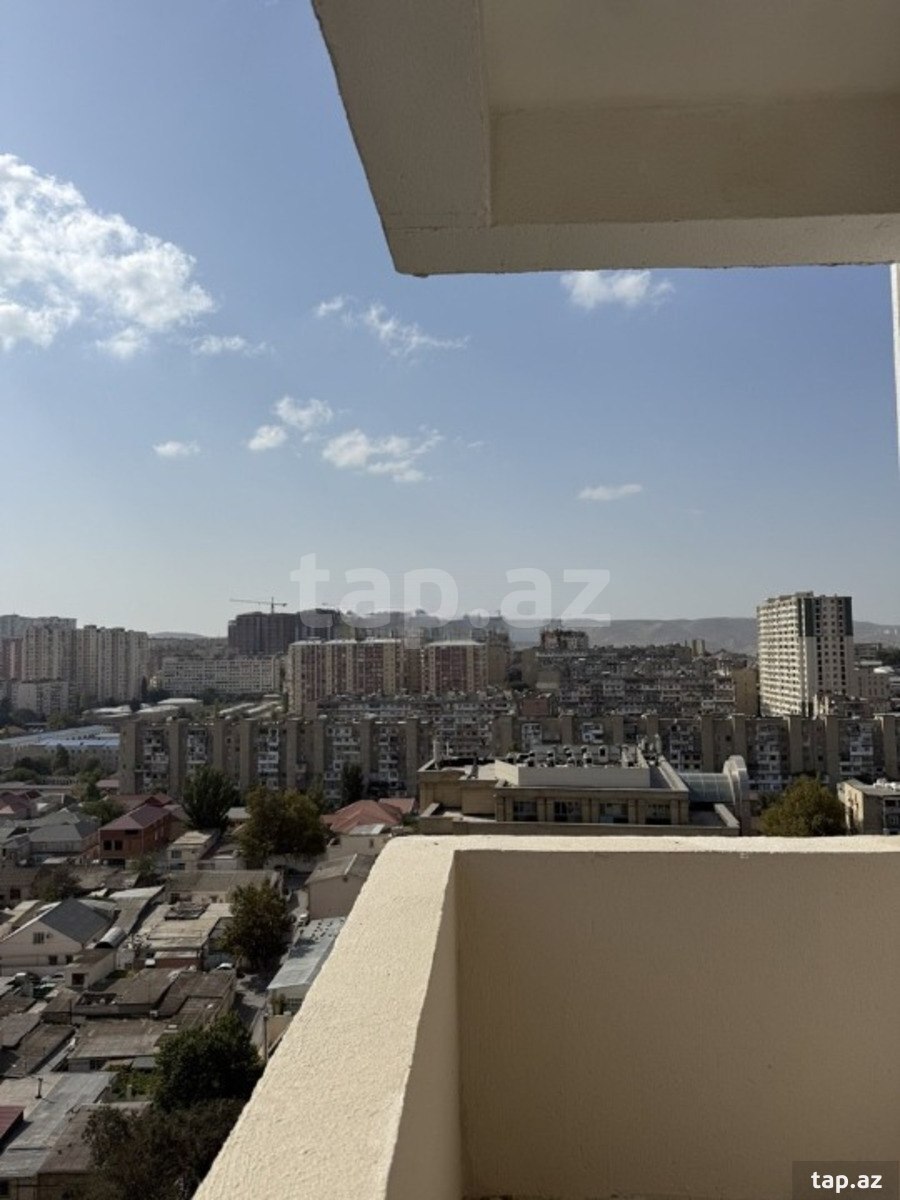 2-otaqlı yeni tikili, İnşaatçılar m., 105 m²