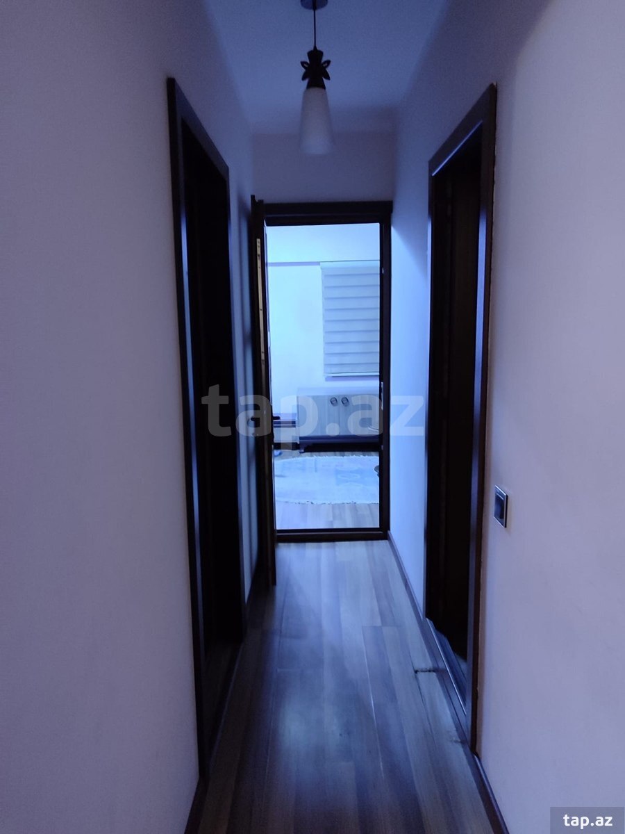 2-otaqlı mənzil kirayə verilir, Sahil m., 80 m²