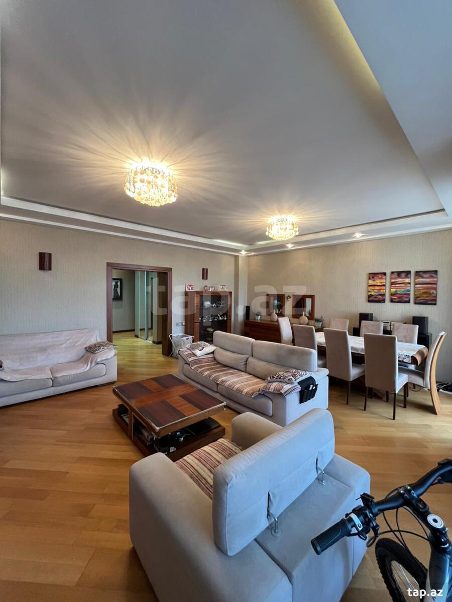 4-otaqlı yeni tikili, Həsən Salmani küç., 165 m²