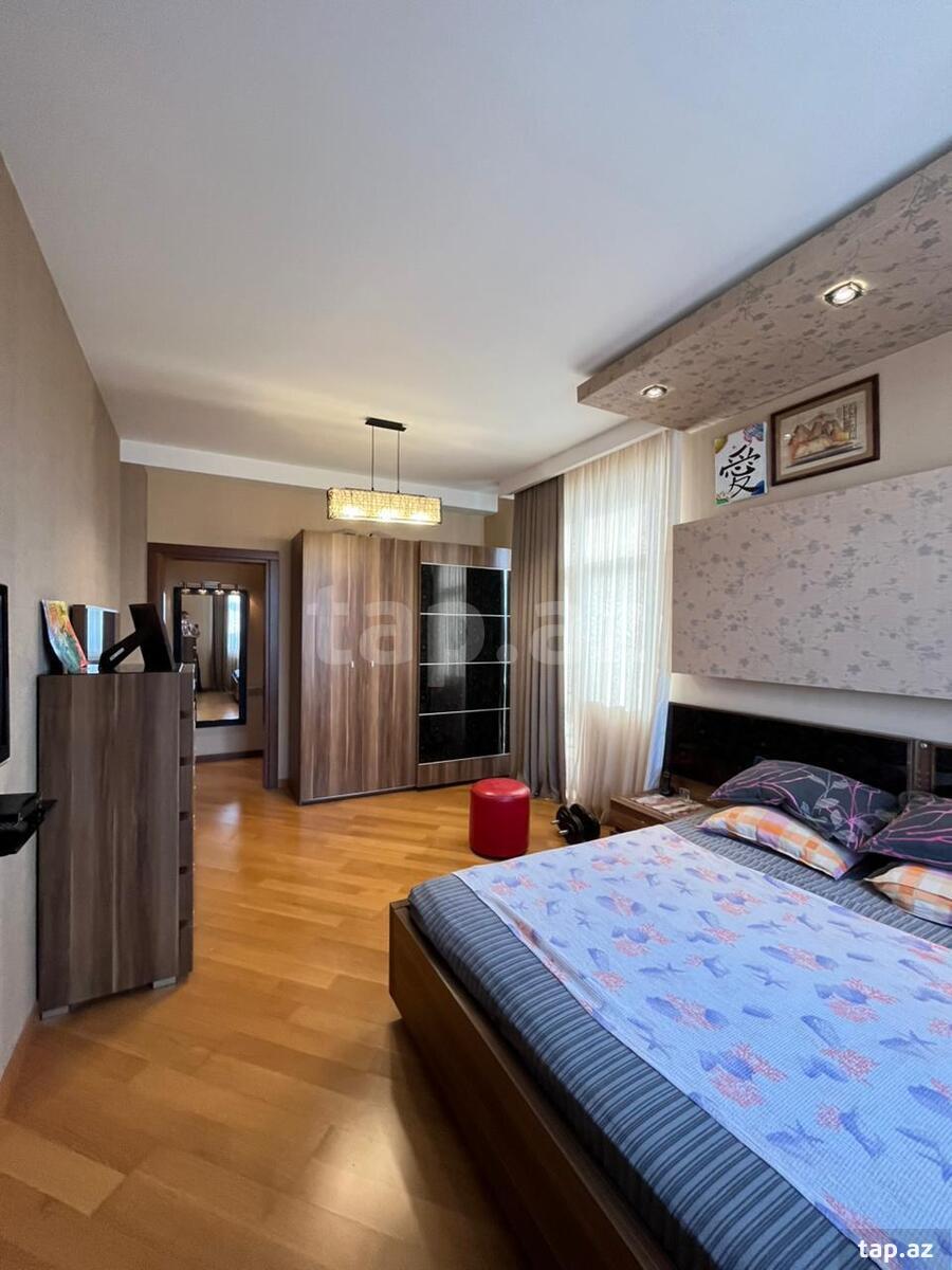 4-otaqlı yeni tikili, Həsən Salmani küç., 165 m²