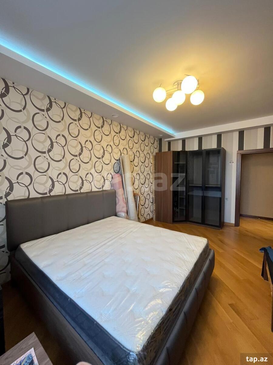 4-otaqlı yeni tikili, Həsən Salmani küç., 165 m²