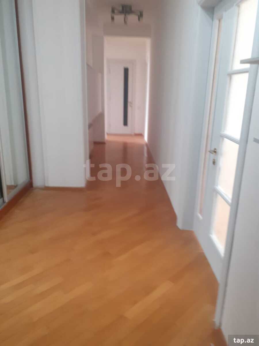 3-otaqlı yeni tikili, 28 May m., 140 m²