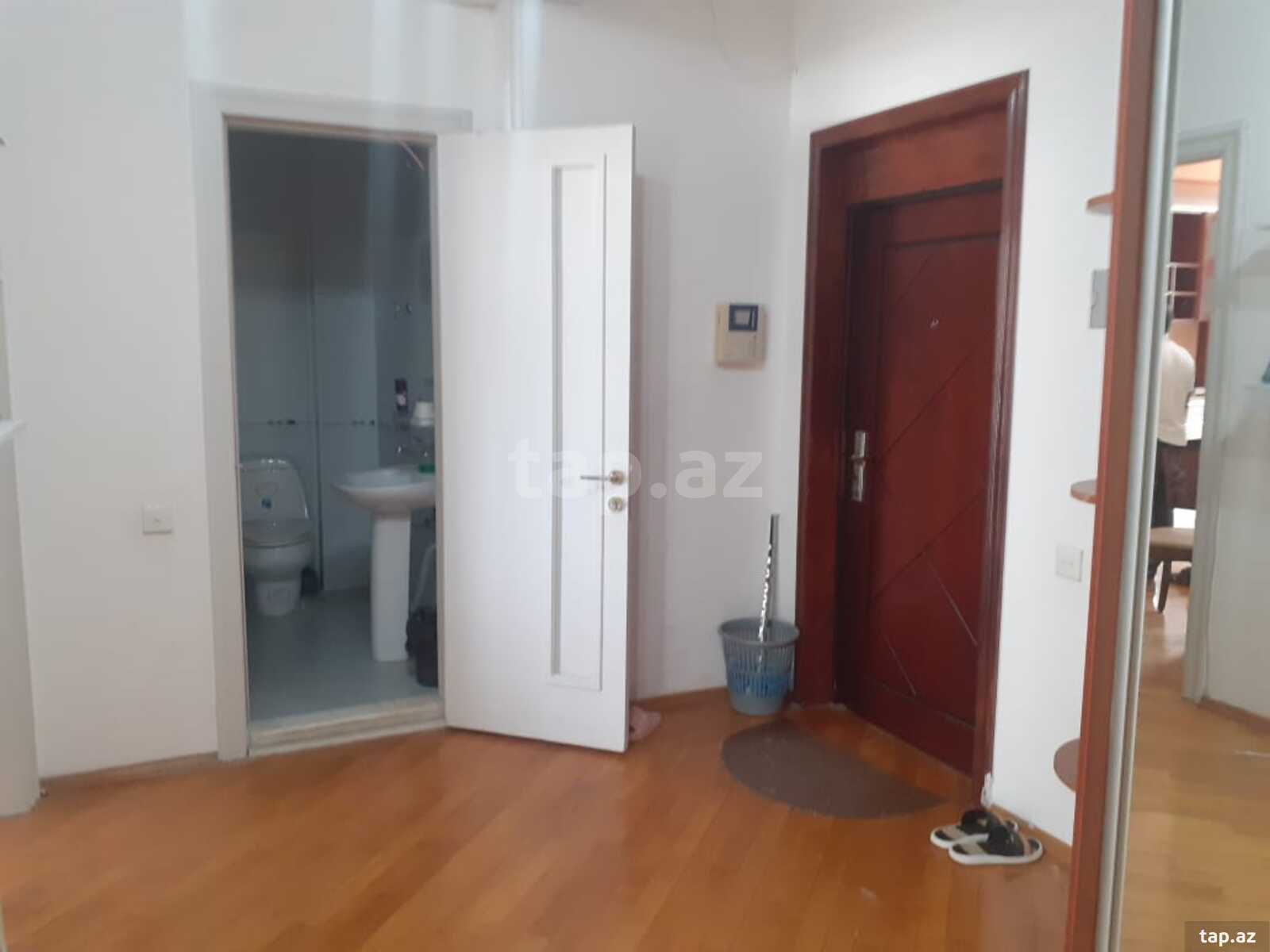 3-otaqlı yeni tikili, 28 May m., 140 m²