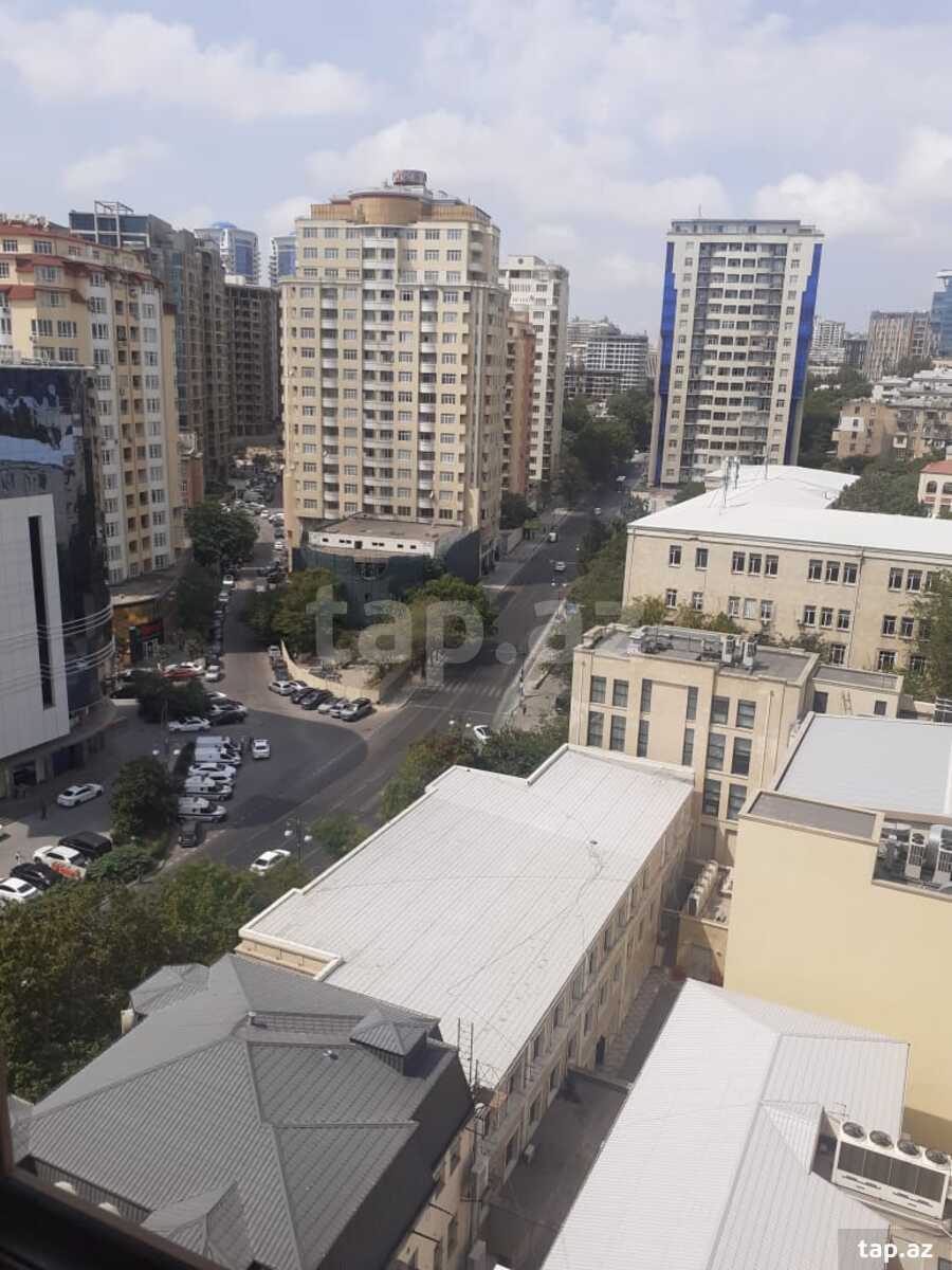 3-otaqlı yeni tikili, 28 May m., 140 m²