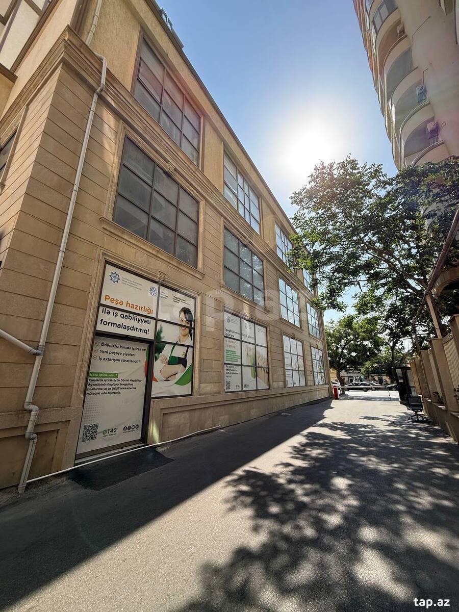Ofis icarəyə verilir, Xətai pr.
