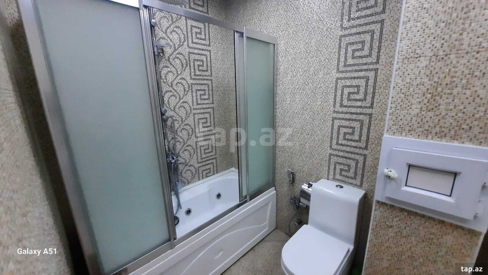 3-otaqlı mənzil, İnşaatçılar pr., 100 m²