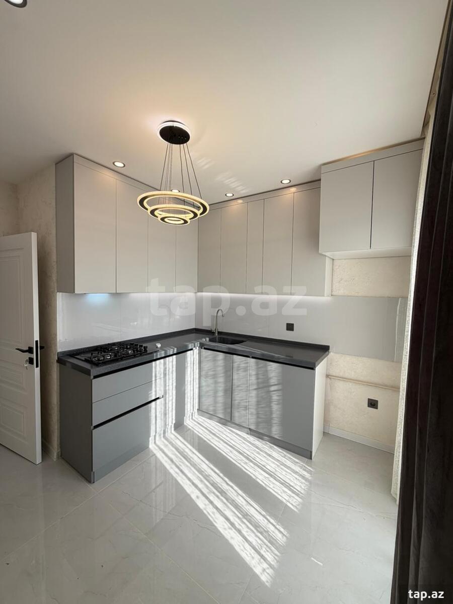 3-otaqlı mənzil, Nəsirəddin Tusi küç., 80 m²