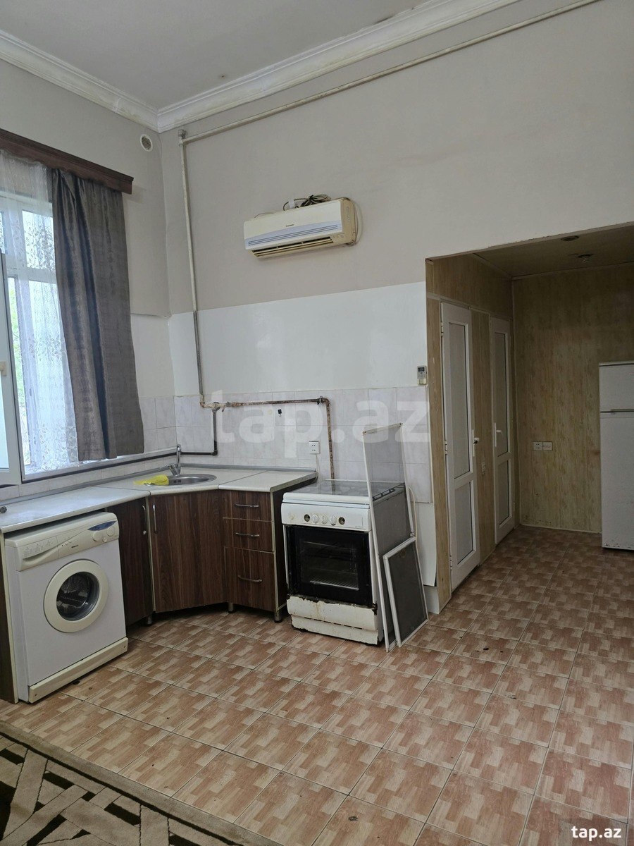 4-otaqlı mənzil, Yasamal r., 90 m²